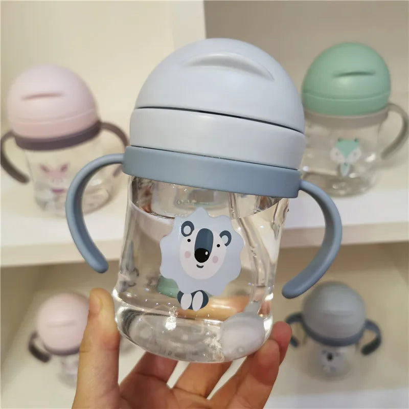 Vaso con Pitillo Antigolpe para Bebé | Bola de Gravedad | Pico de Pato | Kinder 🍼