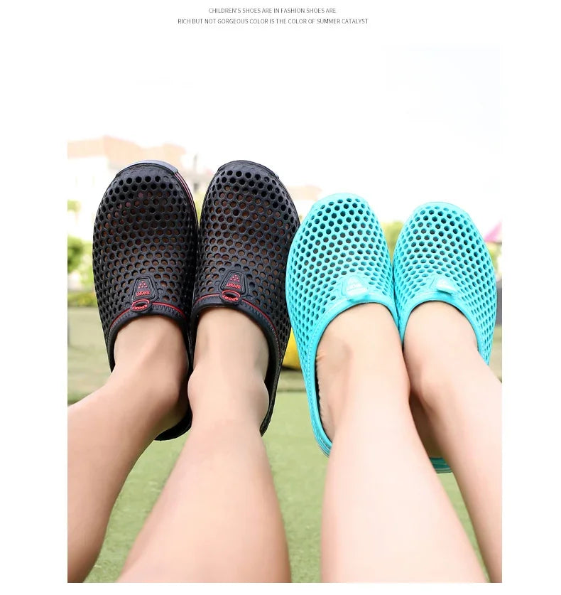 Aqua Shoes Unisex Hollow Out Slippers Casual Couple Beach Sandal Flip Flops Beach Outdoor Sandals Water Shoes Mens Slippers
