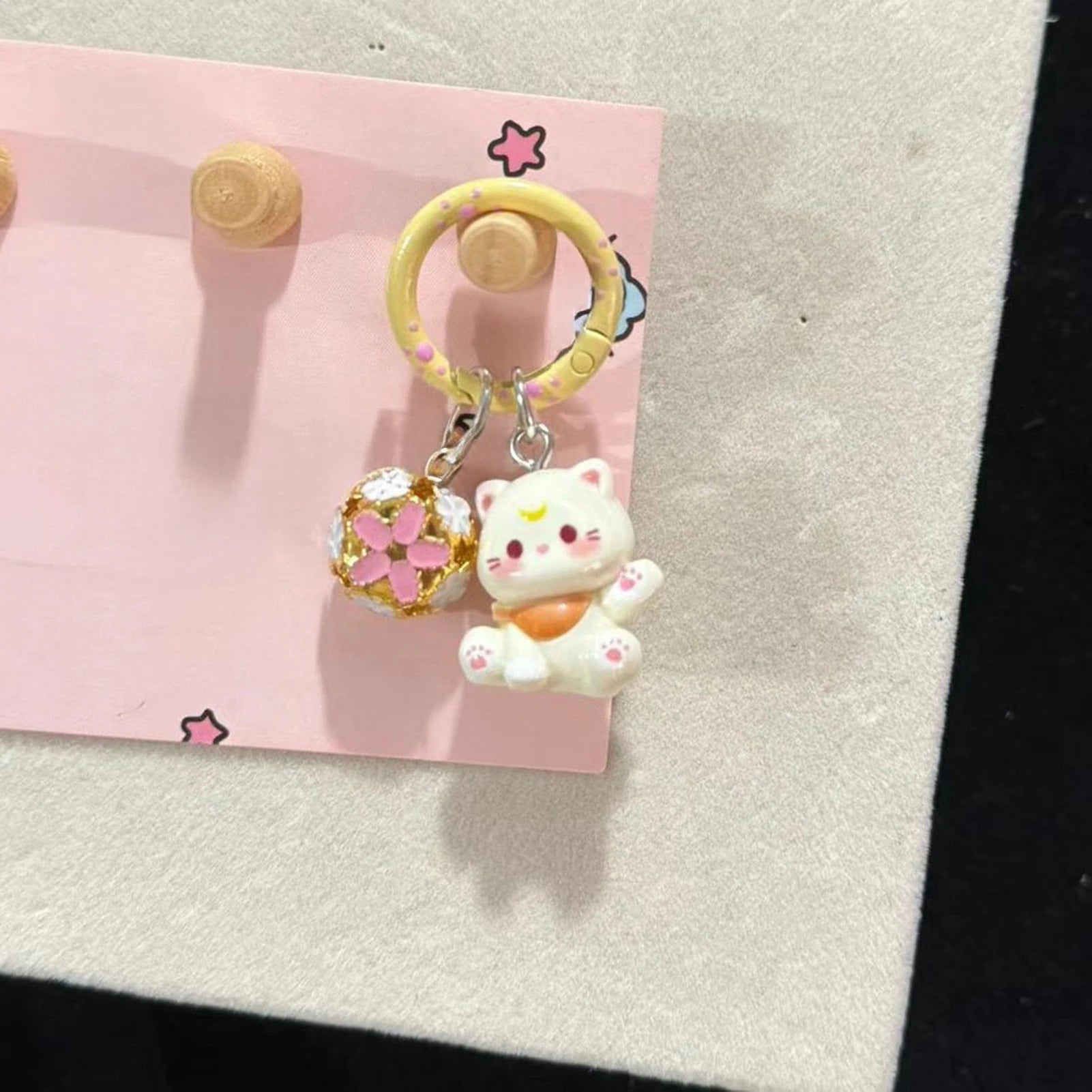 Cute Resin Kitten Keychain with Bell Mini Cat Charm For Keys Bag Purse Gift For Cat Lovers Girls Friends Birthday Gift