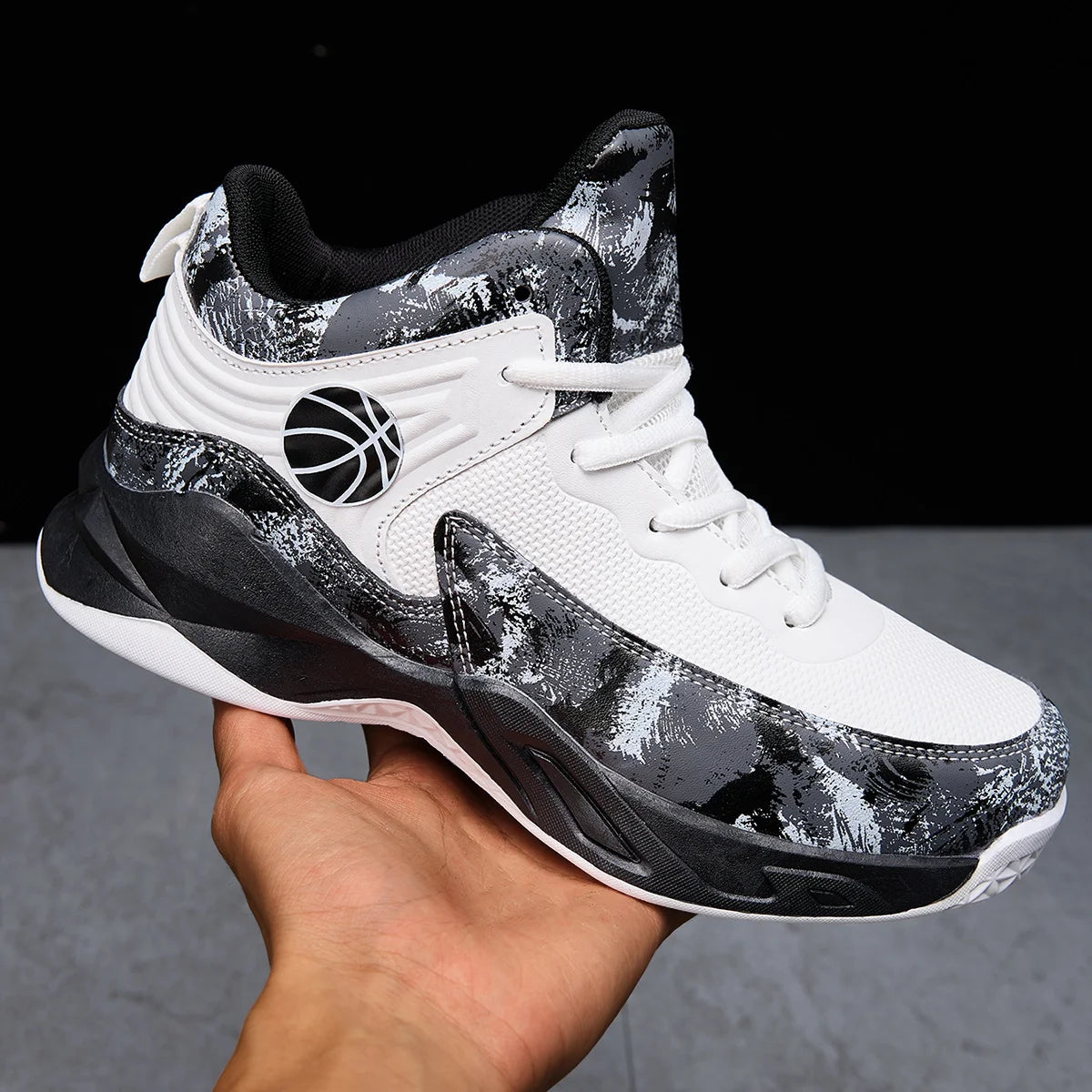 Kids' High-Top Basketball Sneakers – Anti-Slip, Star Pattern, Lace-Up