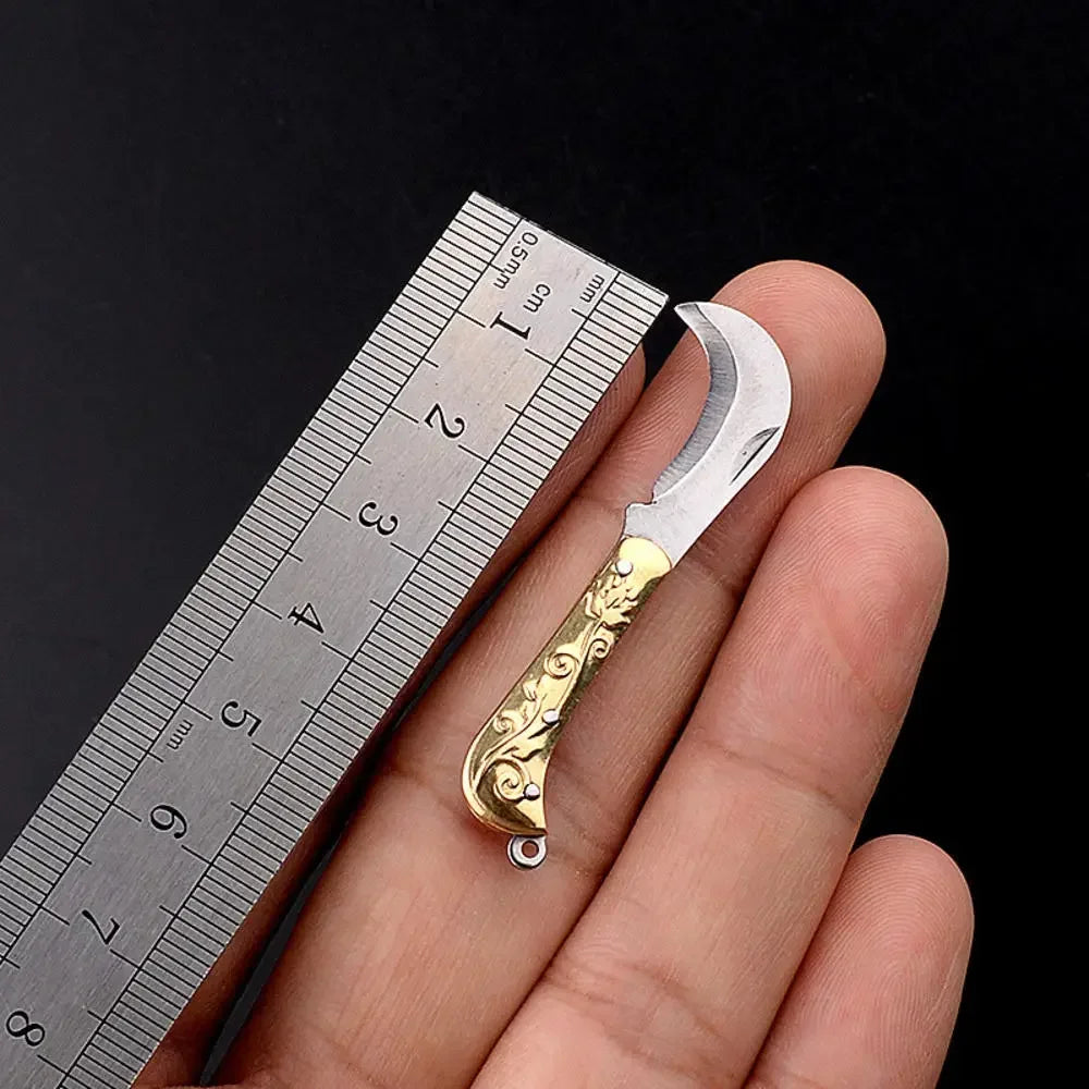 Brass Mini Knife Sharp Pocket Knife Exquisite Folding Knife Portable Keychain Pendant Gifts Accessories
