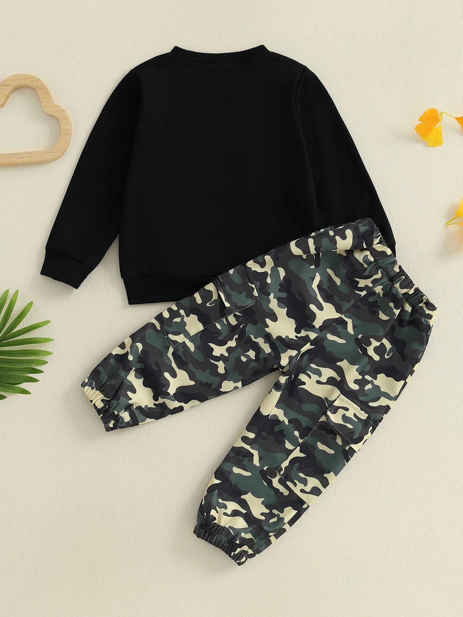 Toddler Boy Autumn Birthday Set with Letter Print Sweatshirt and Camo Pants Long Sleeve Outfit for Fall Celebration