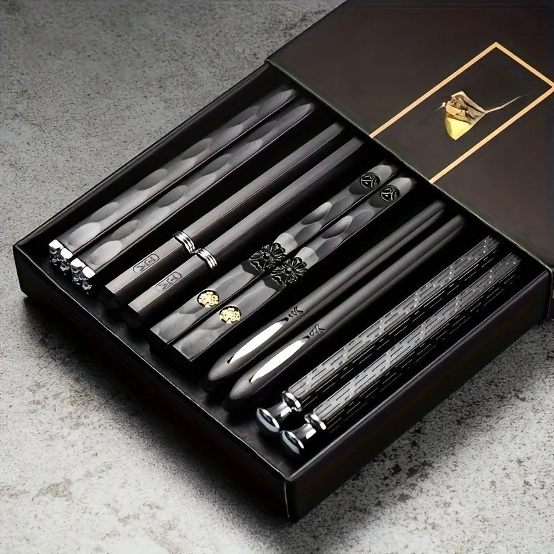Nordic-Style Alloy Chopsticks  Set - Non-Slip Heat-Resistant Utensils for Individual Servings, Dishwasher Safe (Gold/Black