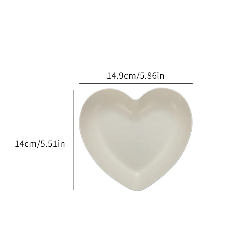 5pcs Love plate Home table bone spitting plate Snack plate Dessert plate Reusable plastic plate