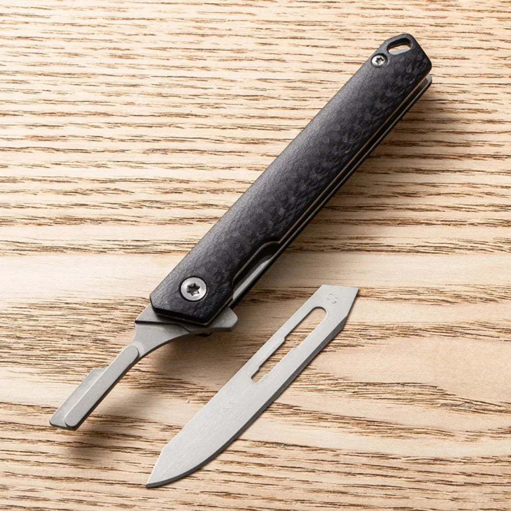 Small Folding Scalpel Knife Carbon Fibre Handle Utility Knives With Clip Compact Keychain Boxcutter Replaceable Blades