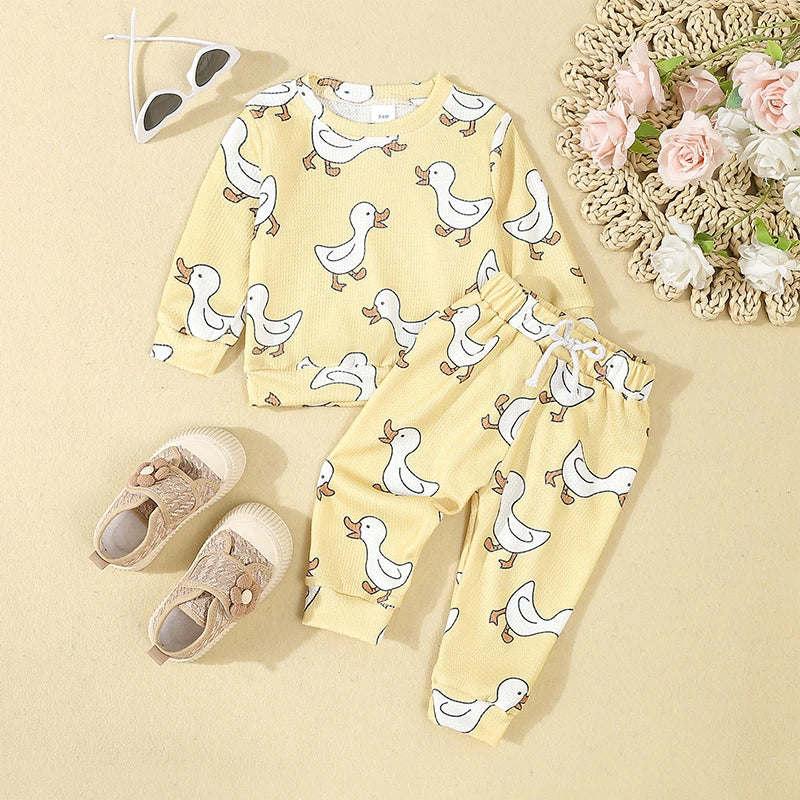 Cute Toddler Unisex Autumn Apparel Set with Adorable Duck Pattern Sweatshirt and Cozy Waffle Texture Pants for Boys and Girls