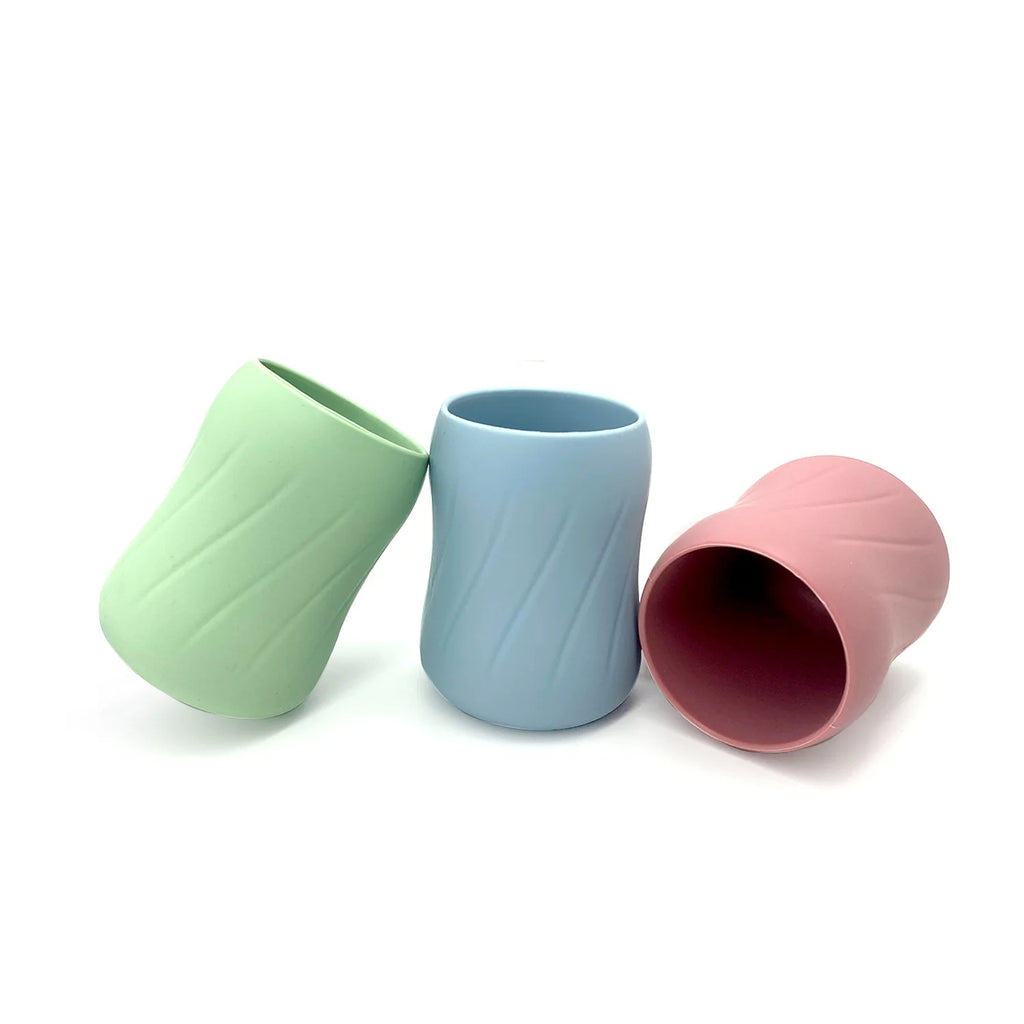 New silicone infant learning drinking cup, baby drinking water, silicone cup for babies over 6 months old to learn