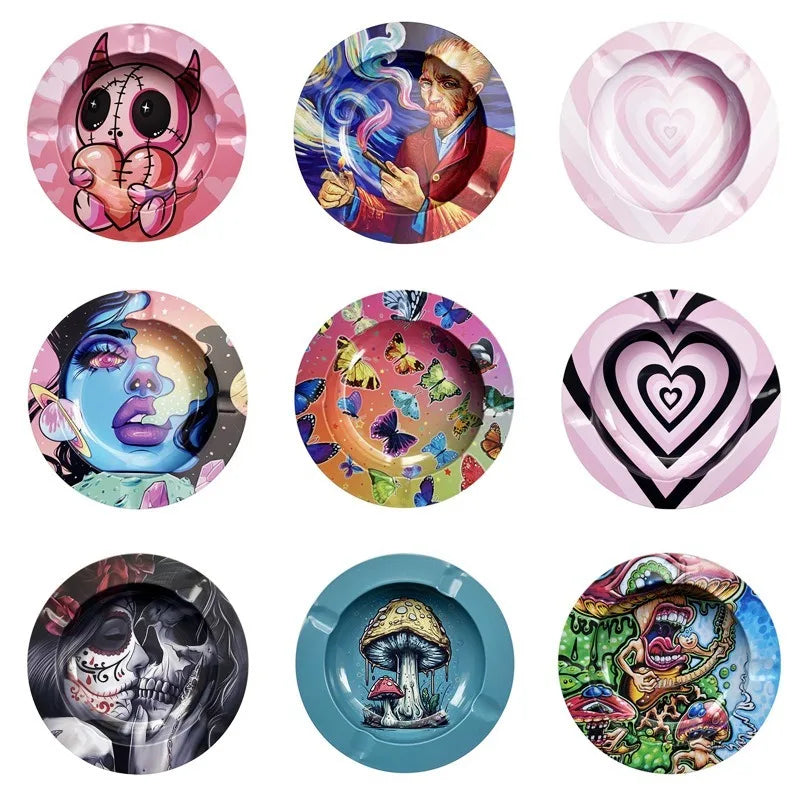 1PCS New Arrival Tinplate Ashtrays Tobacco Herb Round Ashtray Cartoon Creative Cigarette Ashtray Smoking Accessories home decor