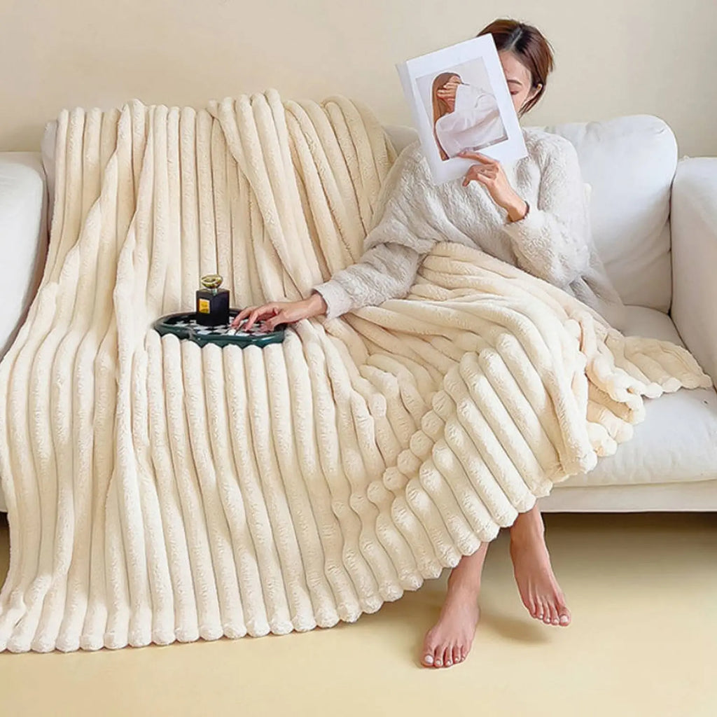 ROSEKIND Blankets 3 Size for Bed, 300GSM Soft & Warm Fleece Blanket, This stylish throw blanket for All Season