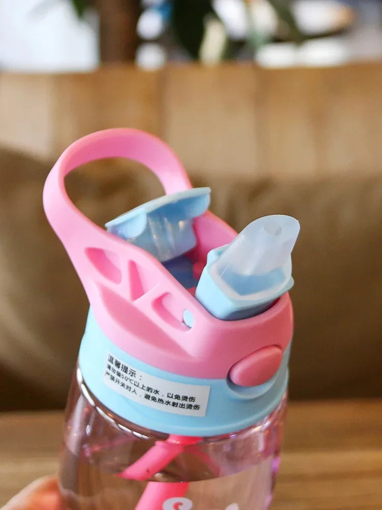 Vaso Sippy Cartoon para Niños con Pitillo | Antiderrame | Portátil Exterior 🍼