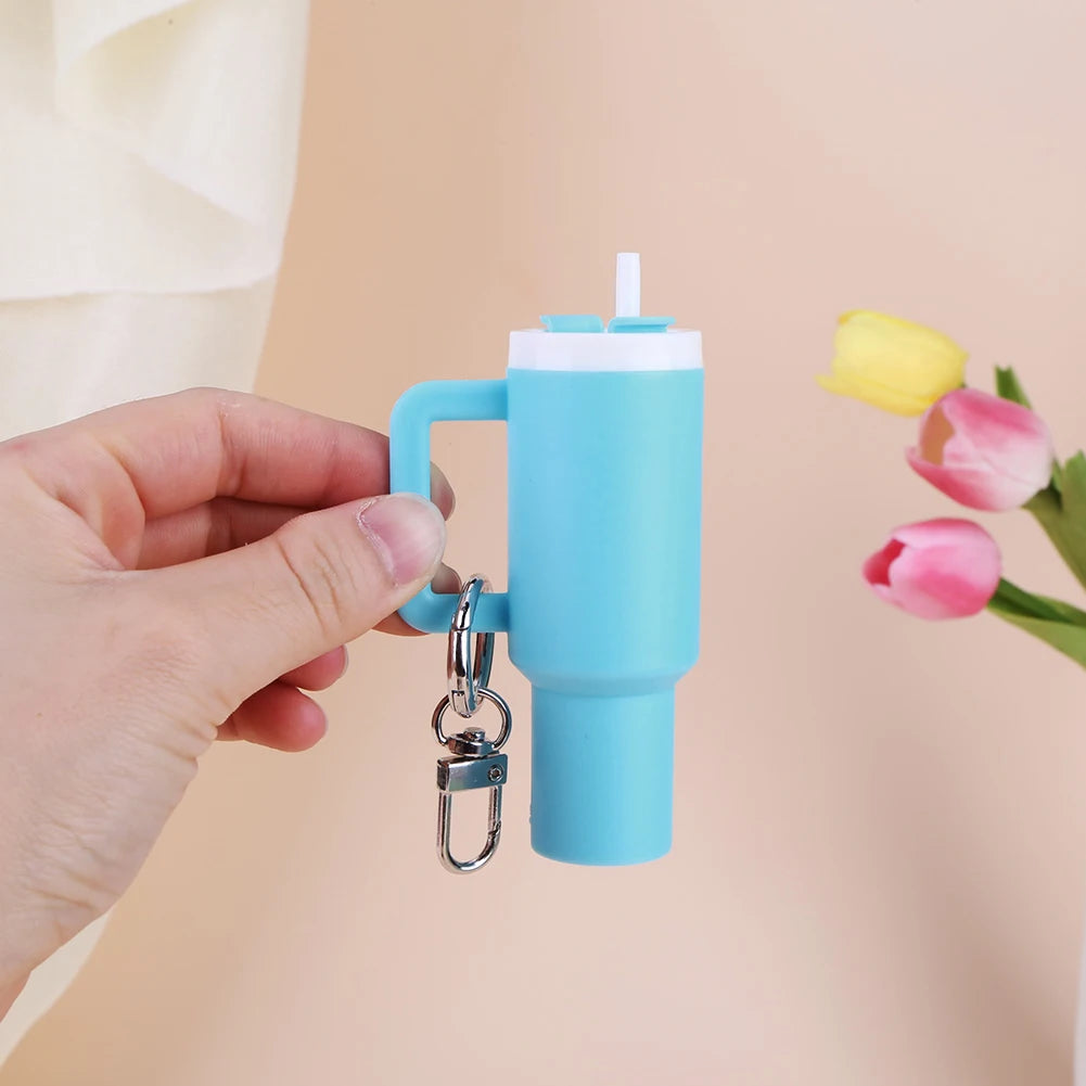 Mini Cup Keychain Lip Balm Keychain Cute Tumbler Key Ring Chapstick Holder Keychain Handbag Charms Key Ring for School Bag