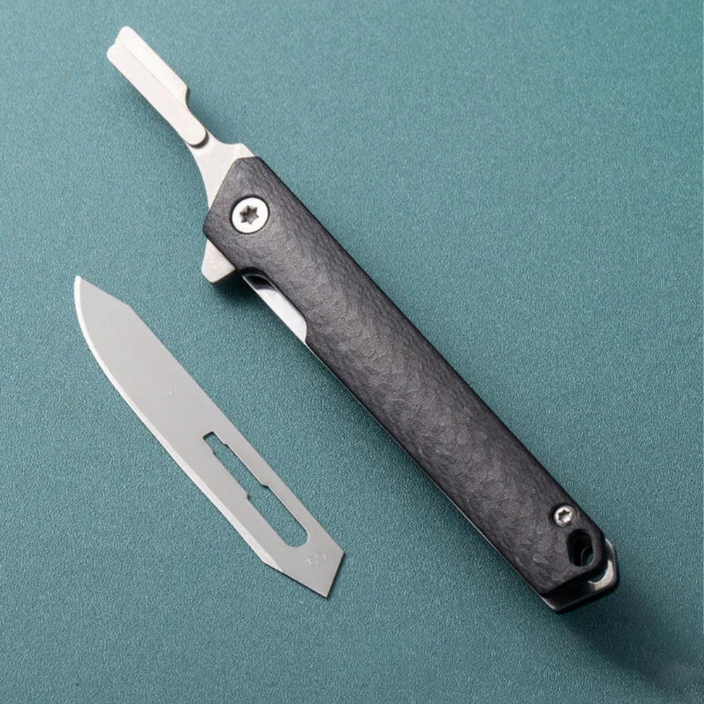 Small Folding Scalpel Knife Carbon Fibre Handle Utility Knives With Clip Compact Keychain Boxcutter Replaceable Blades