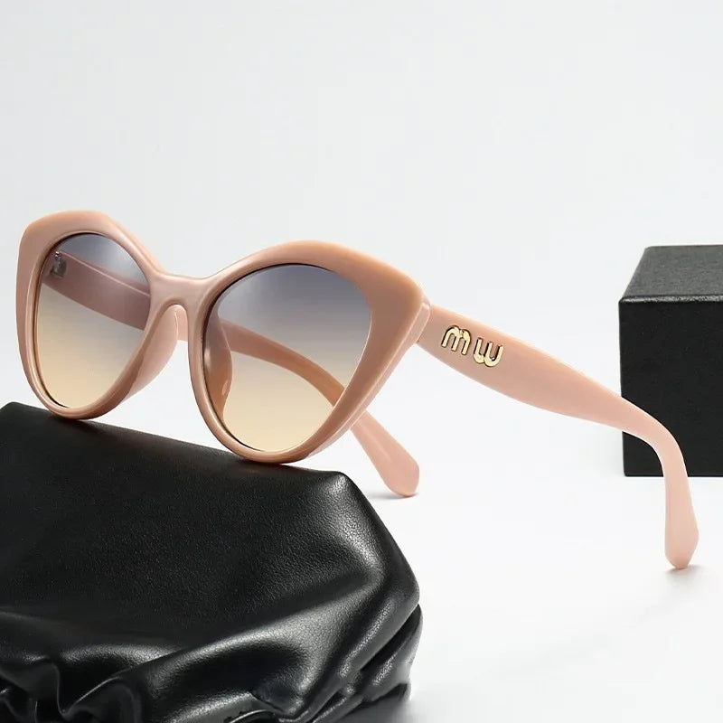 2026 New Fashion Cool Sunglasses Women Luxury Brand Letters Anti Strong Light Vintage Cat Eyes Sun Glasses Ladies Gafas UV400