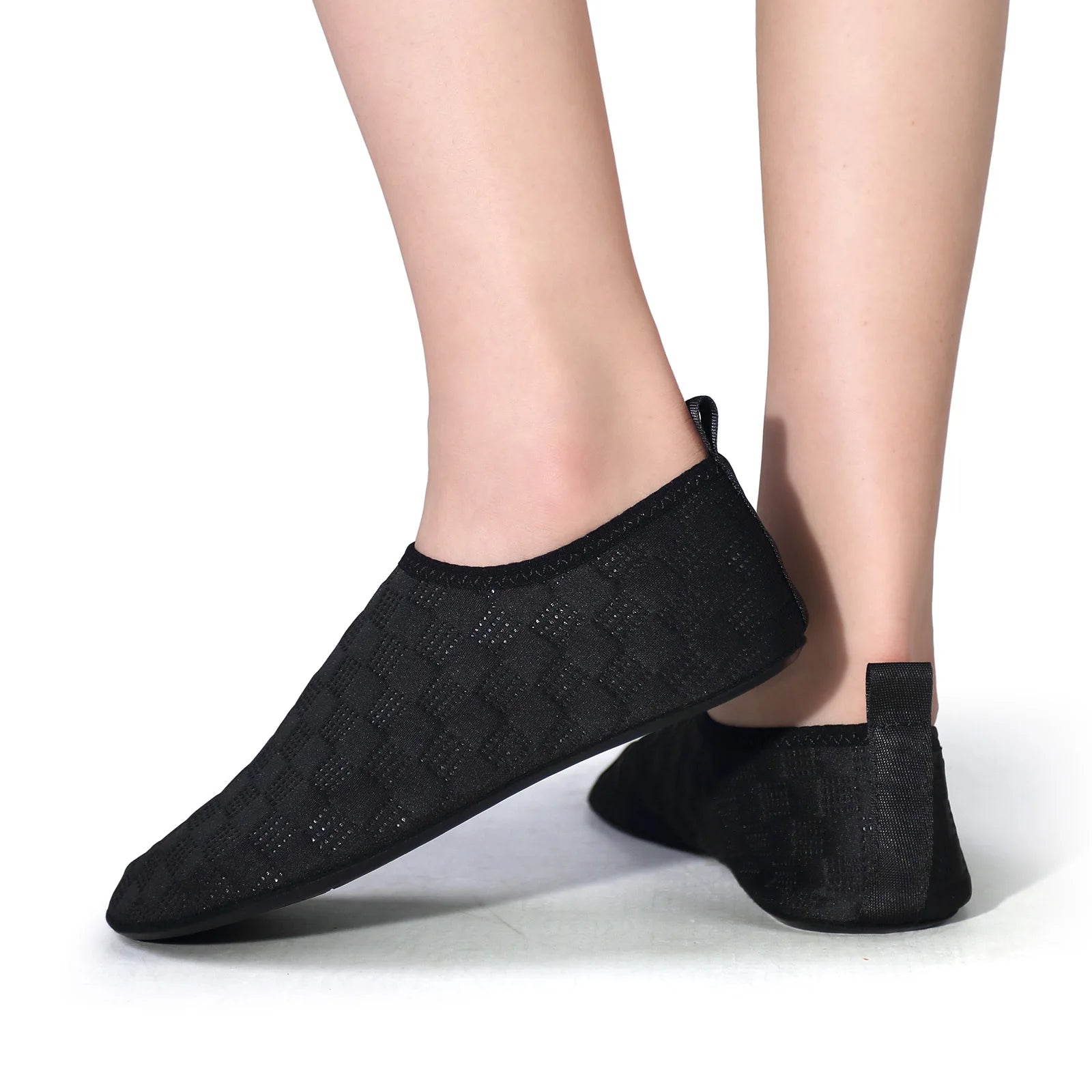 2023 Couple Aqua Shoes Summer Lightweight Men Water Shoes Quick-drying Women Beach Shoes Soft Anti-slip Sneakers Free Shipping