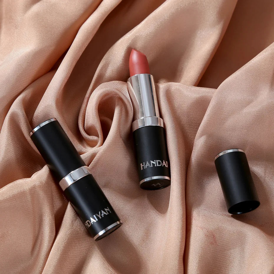 Matte Pink Velvet Lipstick Sexy Nude Red Brown Purple Lipgloss Gloss Velvety Lipstick Waterproof Makeup Long Lasting Lipstick