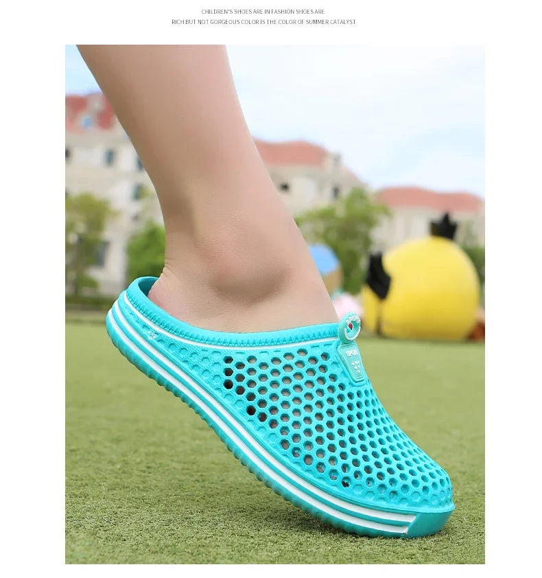 Aqua Shoes Unisex Hollow Out Slippers Casual Couple Beach Sandal Flip Flops Beach Outdoor Sandals Water Shoes Mens Slippers