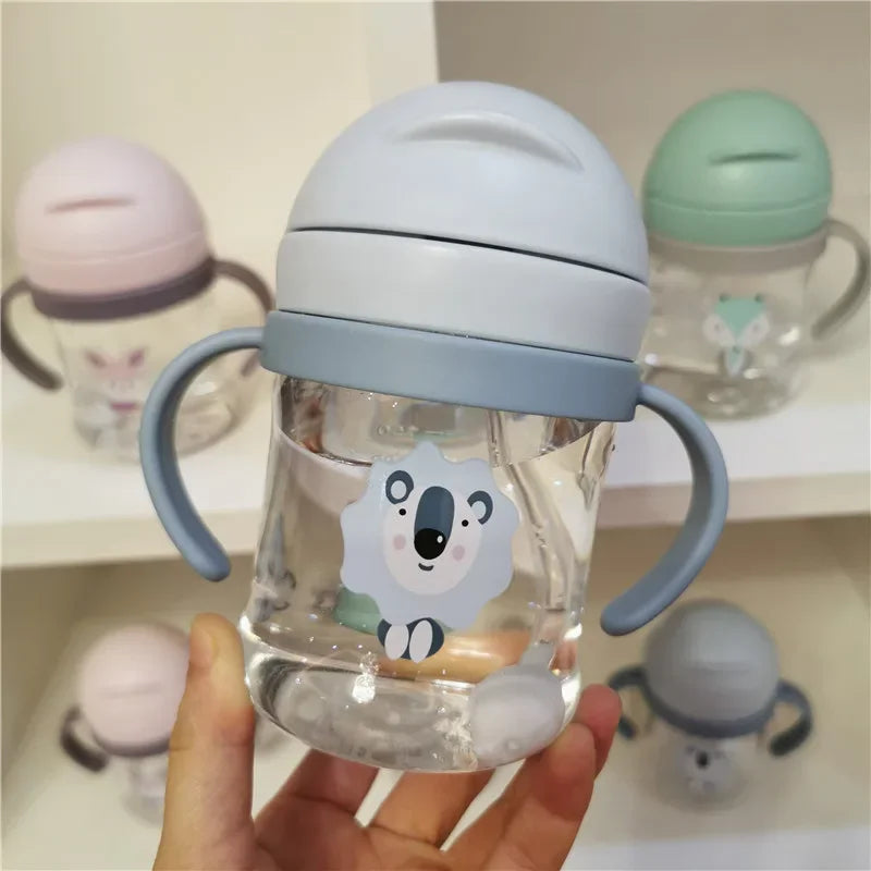 Vaso con Pitillo Antigolpe para Bebé | Bola de Gravedad | Pico de Pato | Kinder 🍼