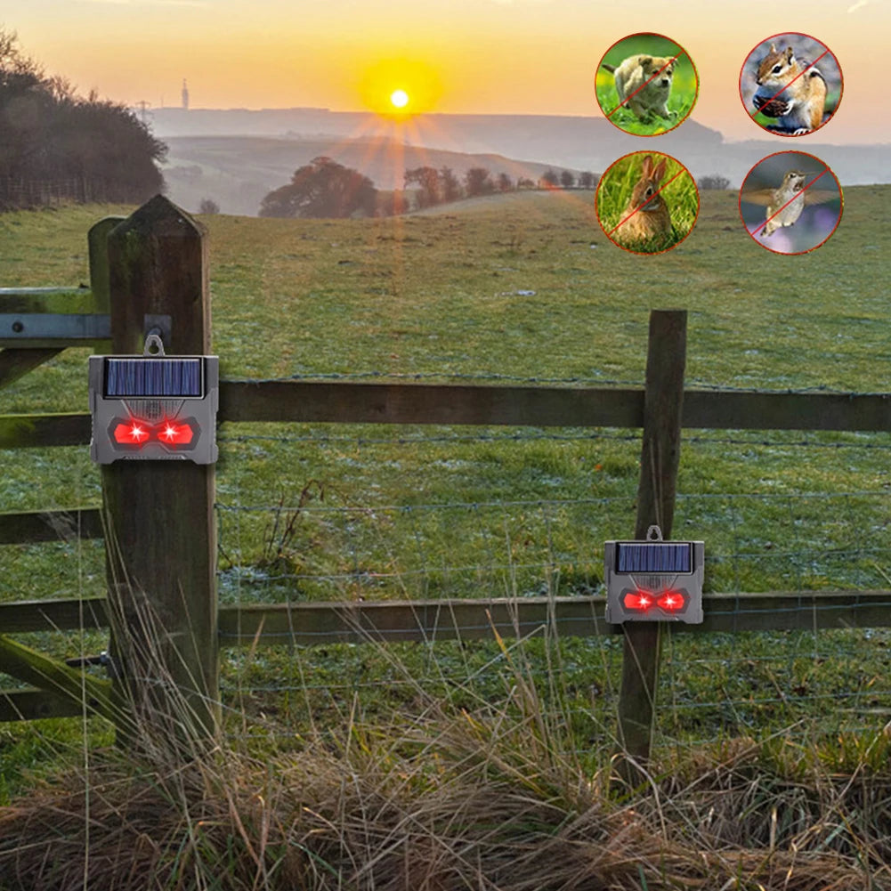 Solar Powered Ultrasonic Animal Repeller Deer Skunk Raccoon Repellent Waterproof Deer Dog Squirrel Skunk Cat Repellent Devices