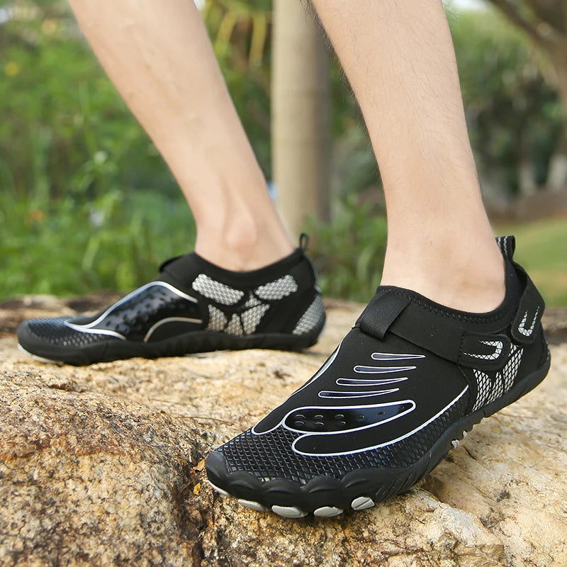 Swimming Shoes Men Beach Aqua Shoes Women Quick Dry Barefoot Upstream Surfing Slippers Hiking Water Shoes Wading Unisex Sneakers