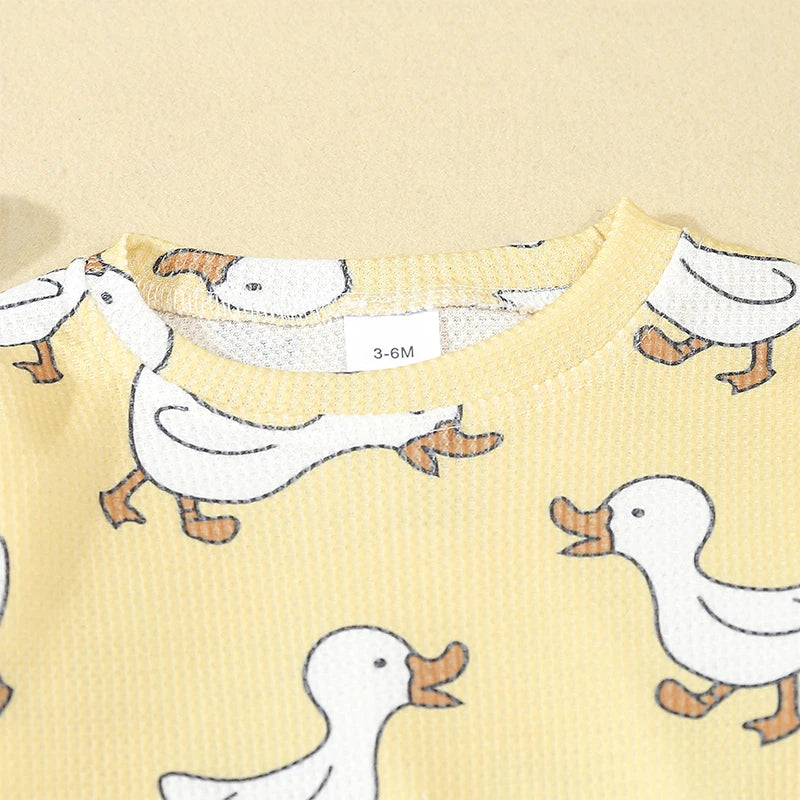 Cute Toddler Unisex Autumn Apparel Set with Adorable Duck Pattern Sweatshirt and Cozy Waffle Texture Pants for Boys and Girls