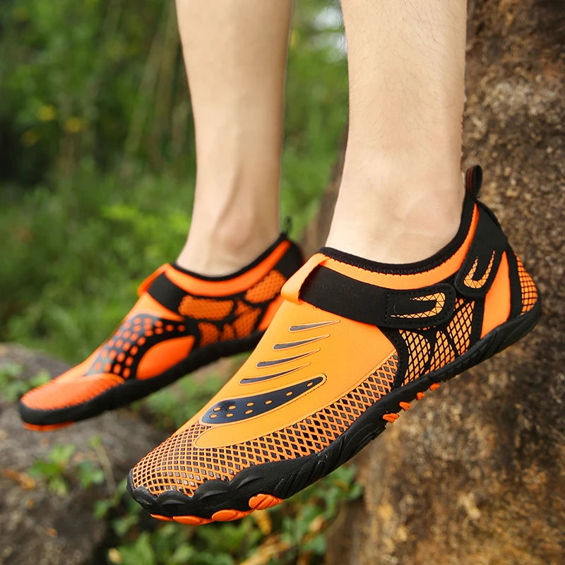 Swimming Shoes Men Beach Aqua Shoes Women Quick Dry Barefoot Upstream Surfing Slippers Hiking Water Shoes Wading Unisex Sneakers