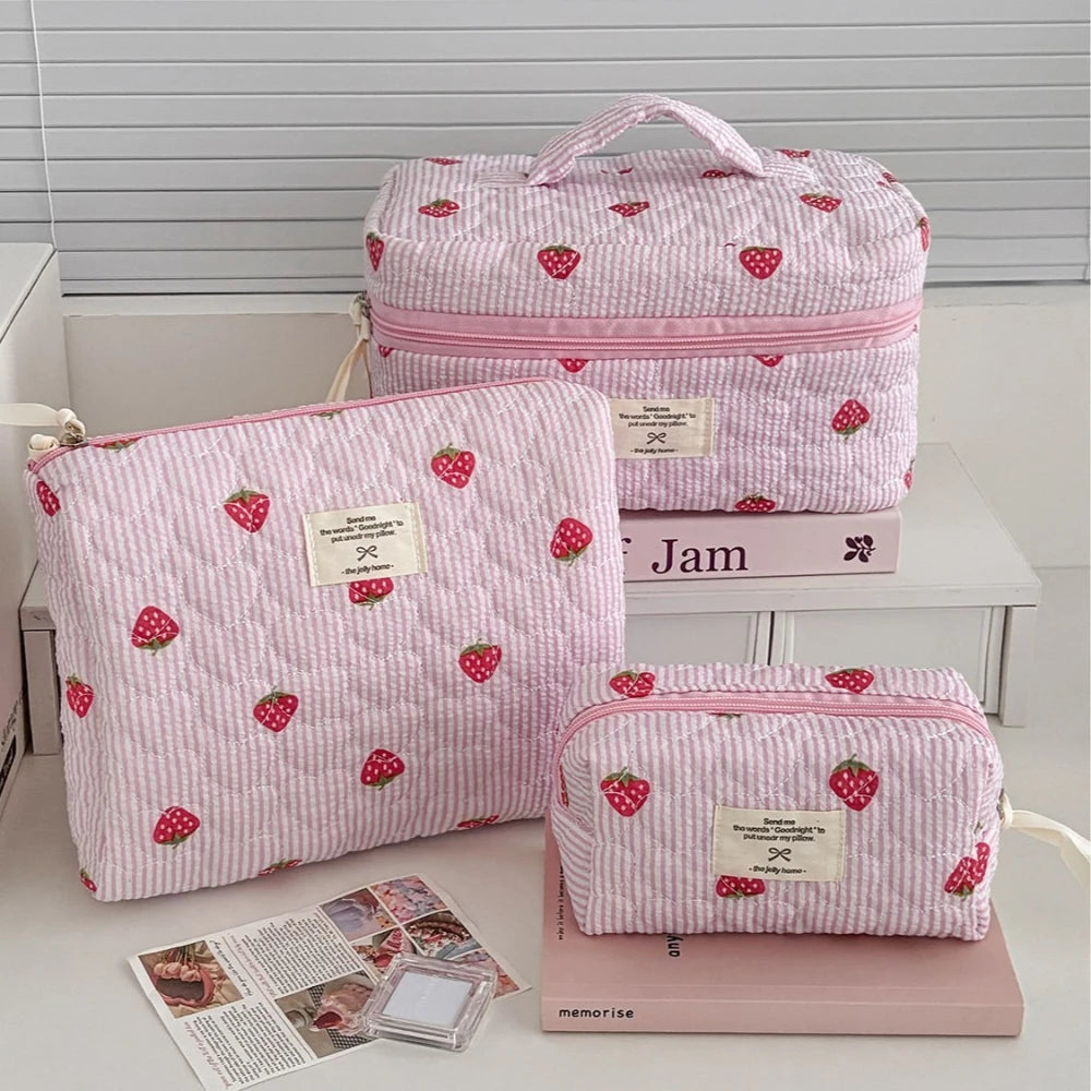 Pink Girl Embroidery Strawberry Children's Schoolbag Student Birthday Gift 2026 New Japanese Cartoon Pink Backpack Book Bags