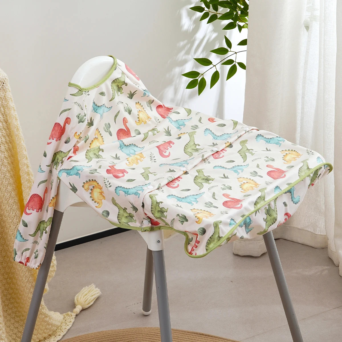 Babero Impermeable de Manga Larga para Bebé | 1-3 Años | Se Fija a Silla y Mesa