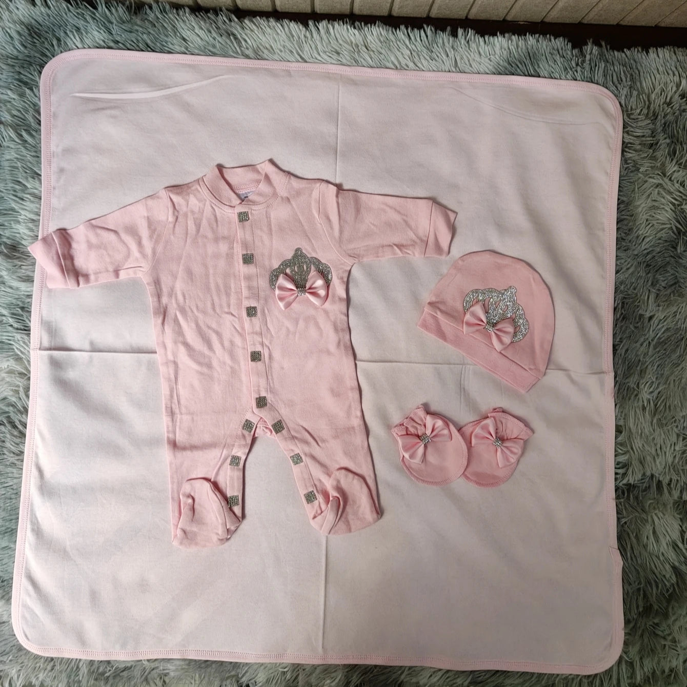Customized Name Newborn Baby Boss Embroidery Lace Romper Outfit Infant Wrapped Baby Products Pants Mittens Receiving Blanket