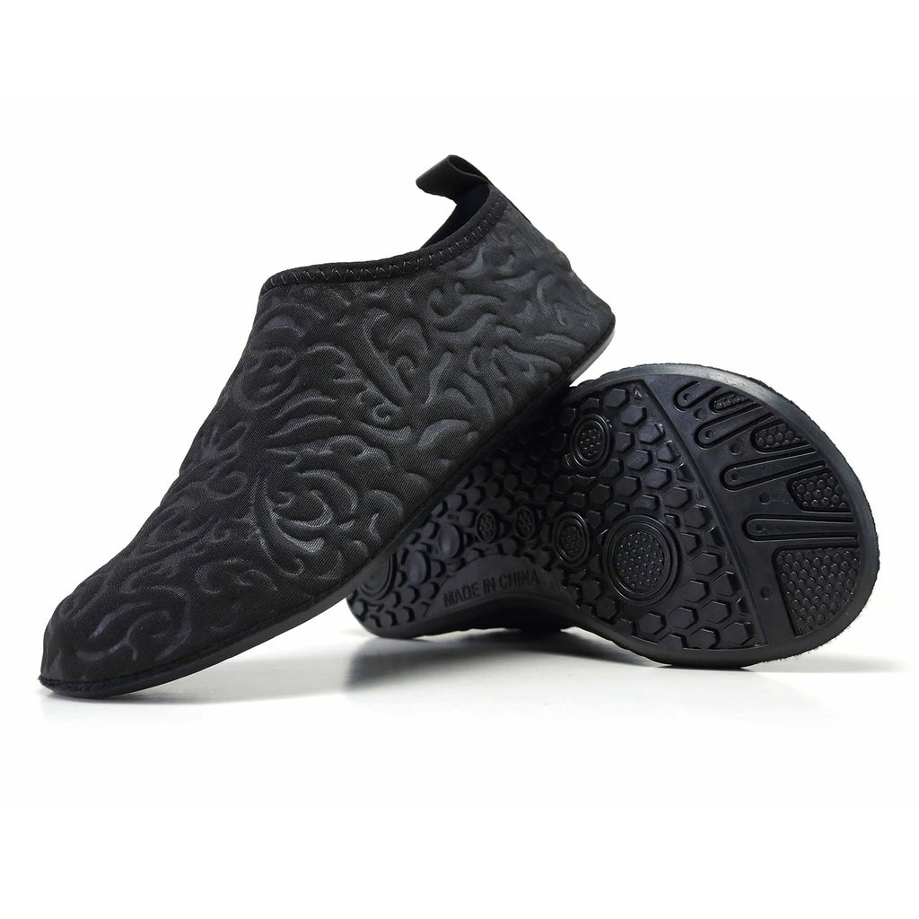 2023 Couple Aqua Shoes Summer Lightweight Men Water Shoes Quick-drying Women Beach Shoes Soft Anti-slip Sneakers Free Shipping