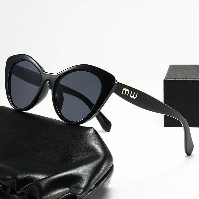 2026 New Fashion Cool Sunglasses Women Luxury Brand Letters Anti Strong Light Vintage Cat Eyes Sun Glasses Ladies Gafas UV400