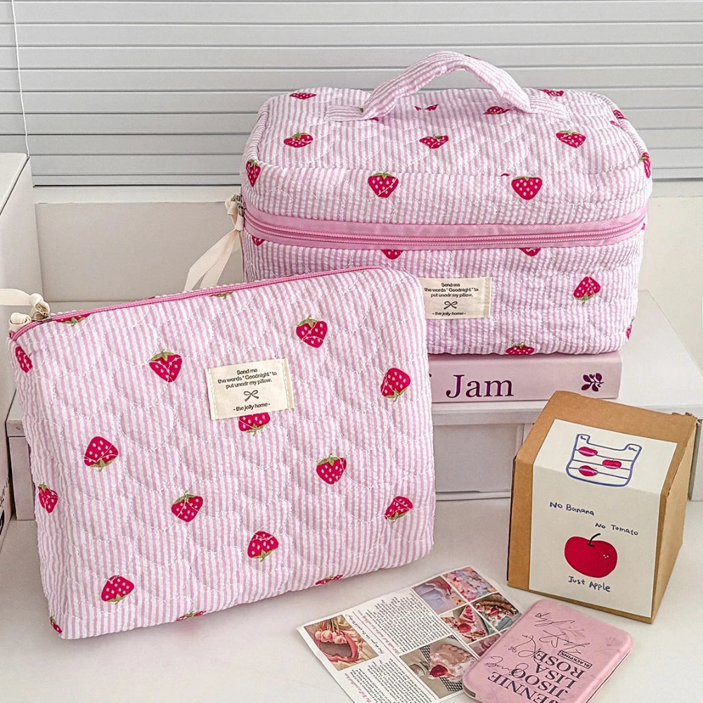 Pink Girl Embroidery Strawberry Children's Schoolbag Student Birthday Gift 2026 New Japanese Cartoon Pink Backpack Book Bags