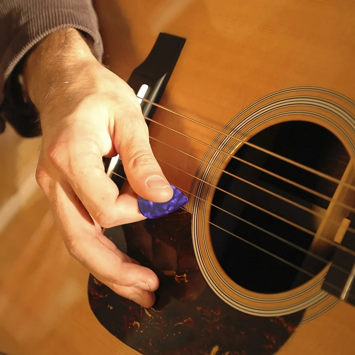 100pcs Púas de Guitarra Miwayer | Colores Mixtos | Acústica y Eléctrica | 0.46-0.96mm 🎸
