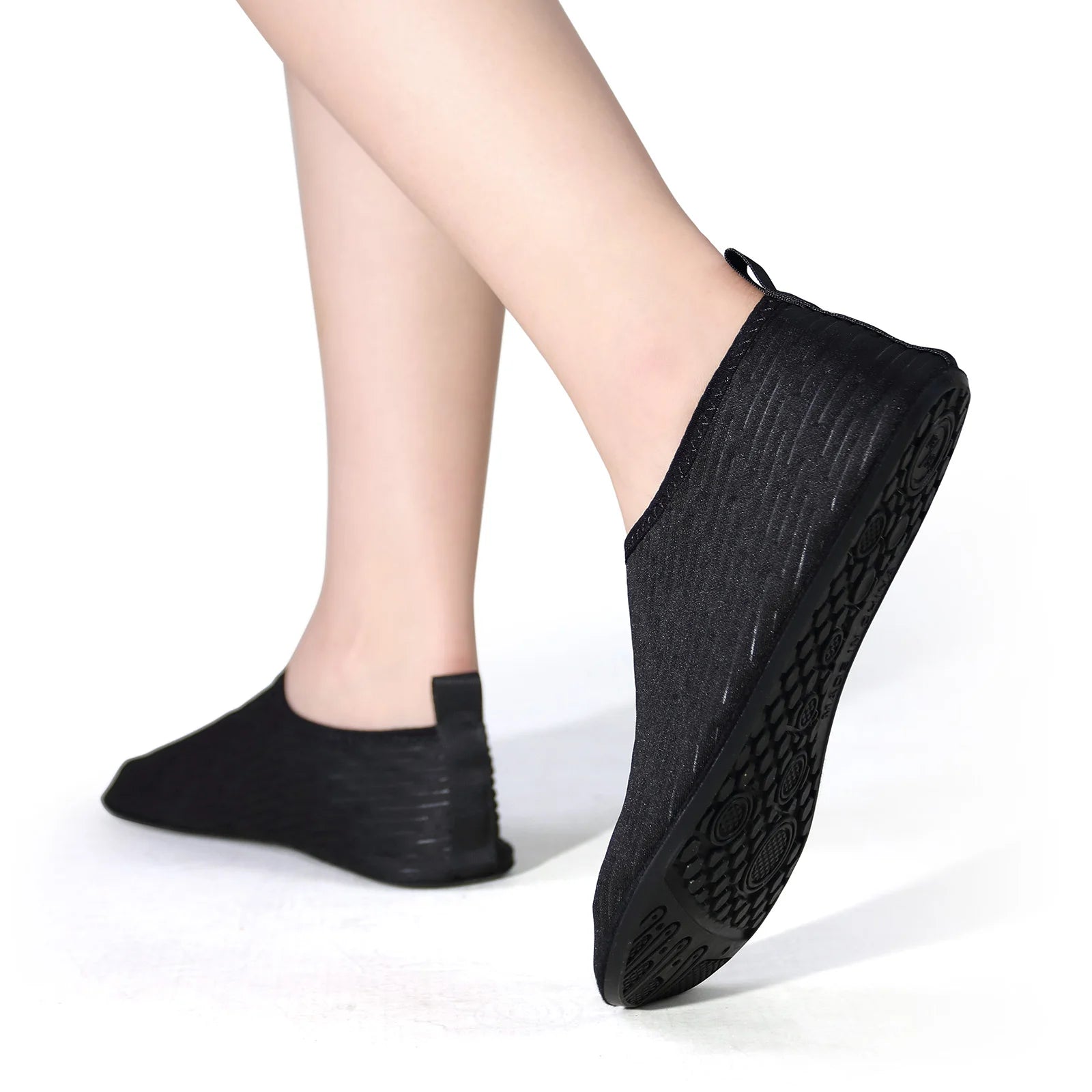 2023 Couple Aqua Shoes Summer Lightweight Men Water Shoes Quick-drying Women Beach Shoes Soft Anti-slip Sneakers Free Shipping