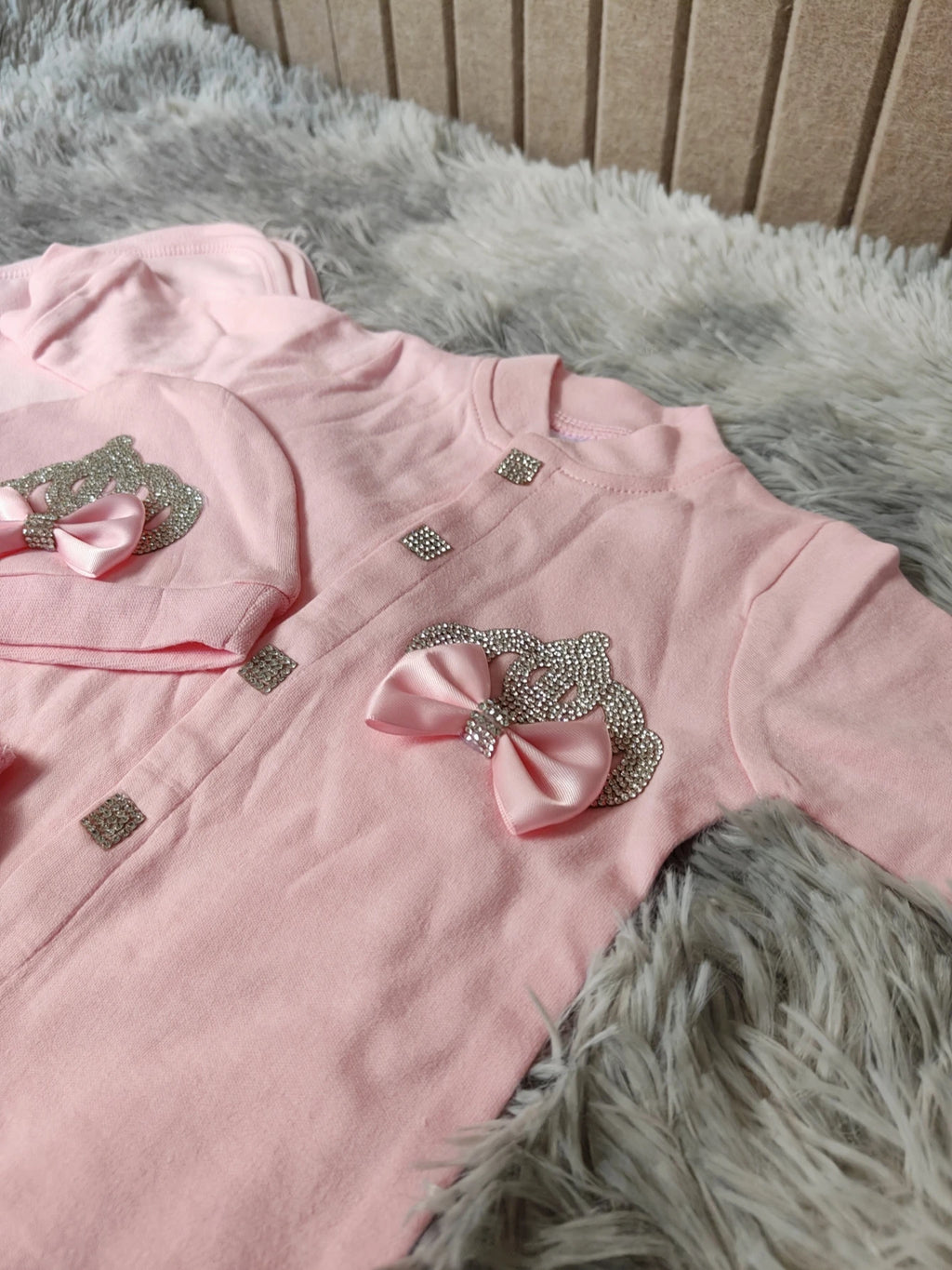 Customized Name Newborn Baby Boss Embroidery Lace Romper Outfit Infant Wrapped Baby Products Pants Mittens Receiving Blanket