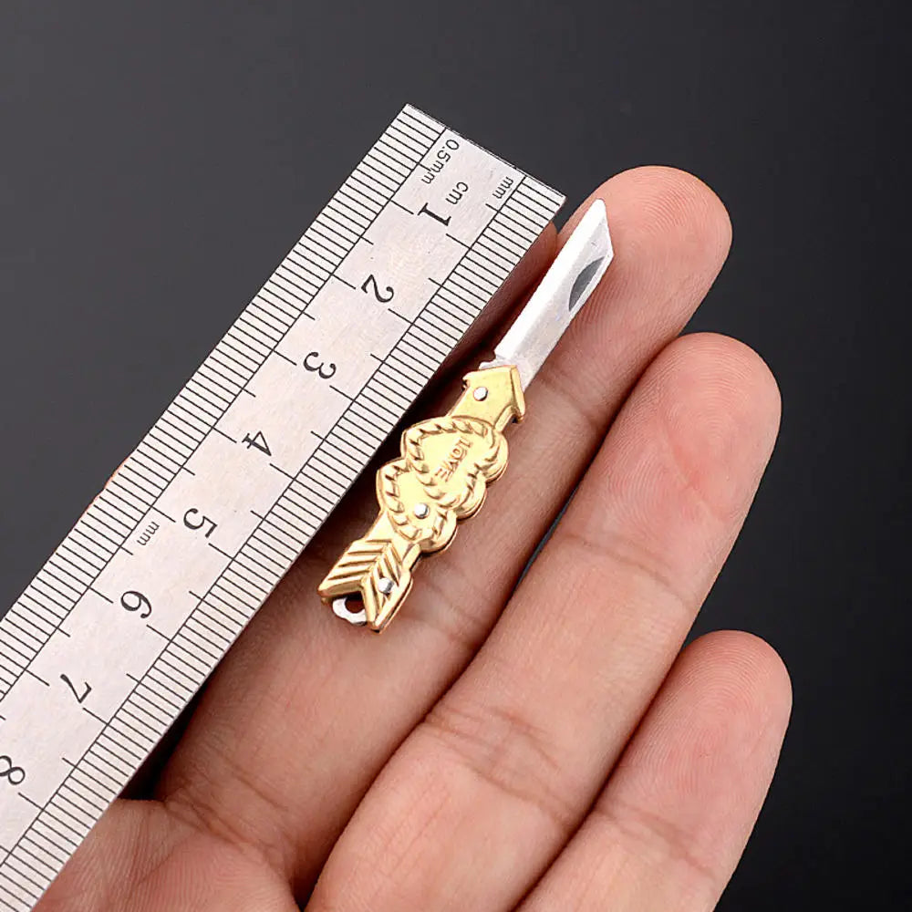 Brass Mini Knife Sharp Pocket Knife Exquisite Folding Knife Portable Keychain Pendant Gifts Accessories