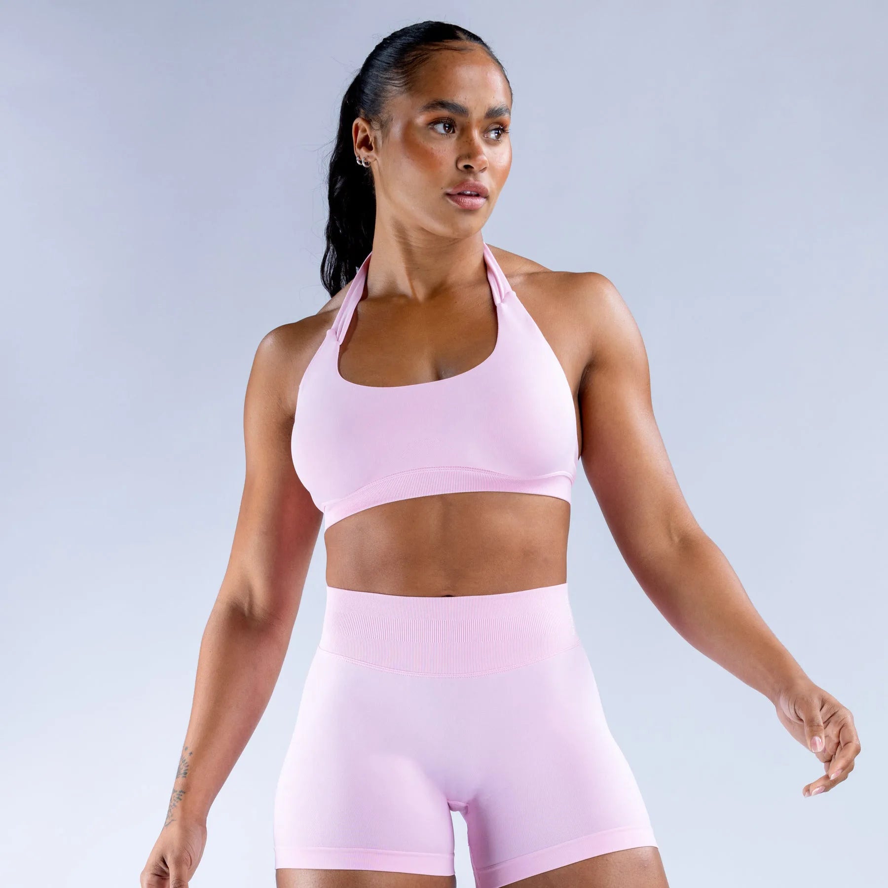 2 Pieces Yoga Suit for Women Seamless Fitness Gym Clothes Halter Sports Bra Matching Impact Shorts Workout Sets Gym Outfit