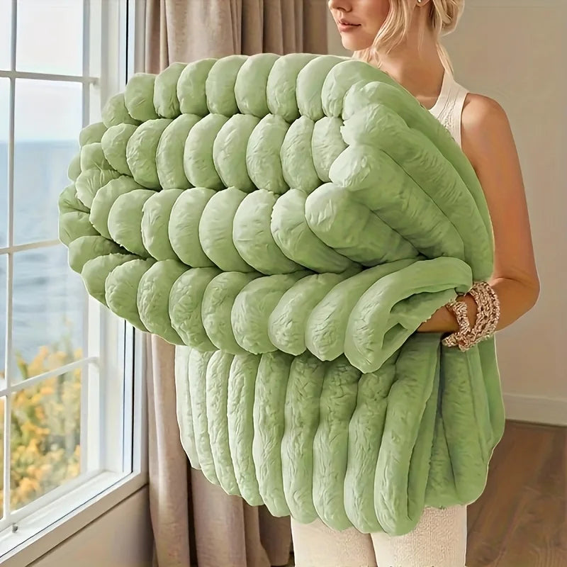 ROSEKIND Blankets 3 Size for Bed, 300GSM Soft & Warm Fleece Blanket, This stylish throw blanket for All Season