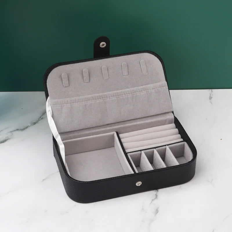 2024 Portable Jewelry Box Jewelry Organizer Display Travel Jewelry Case Boxes Button Leather Storage Chenille Jewelers Joyero