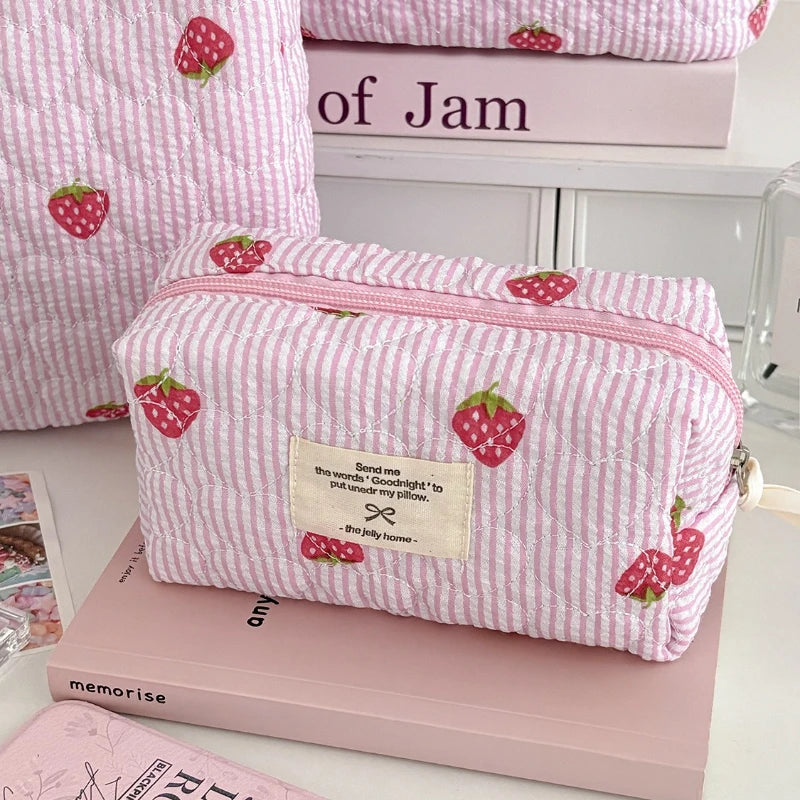 Pink Girl Embroidery Strawberry Children's Schoolbag Student Birthday Gift 2026 New Japanese Cartoon Pink Backpack Book Bags