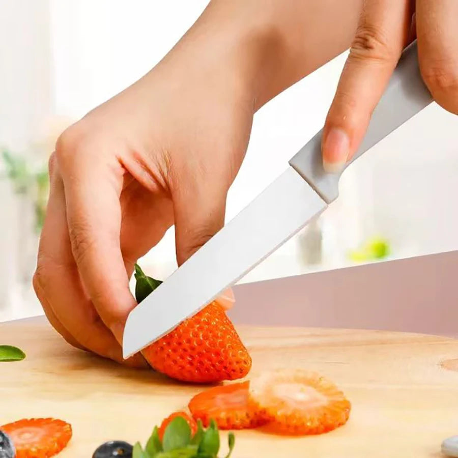 1PC Candy-colored portable fruit knife PP stainless steel thin sharp peeler peel knife kitchen household gadgets