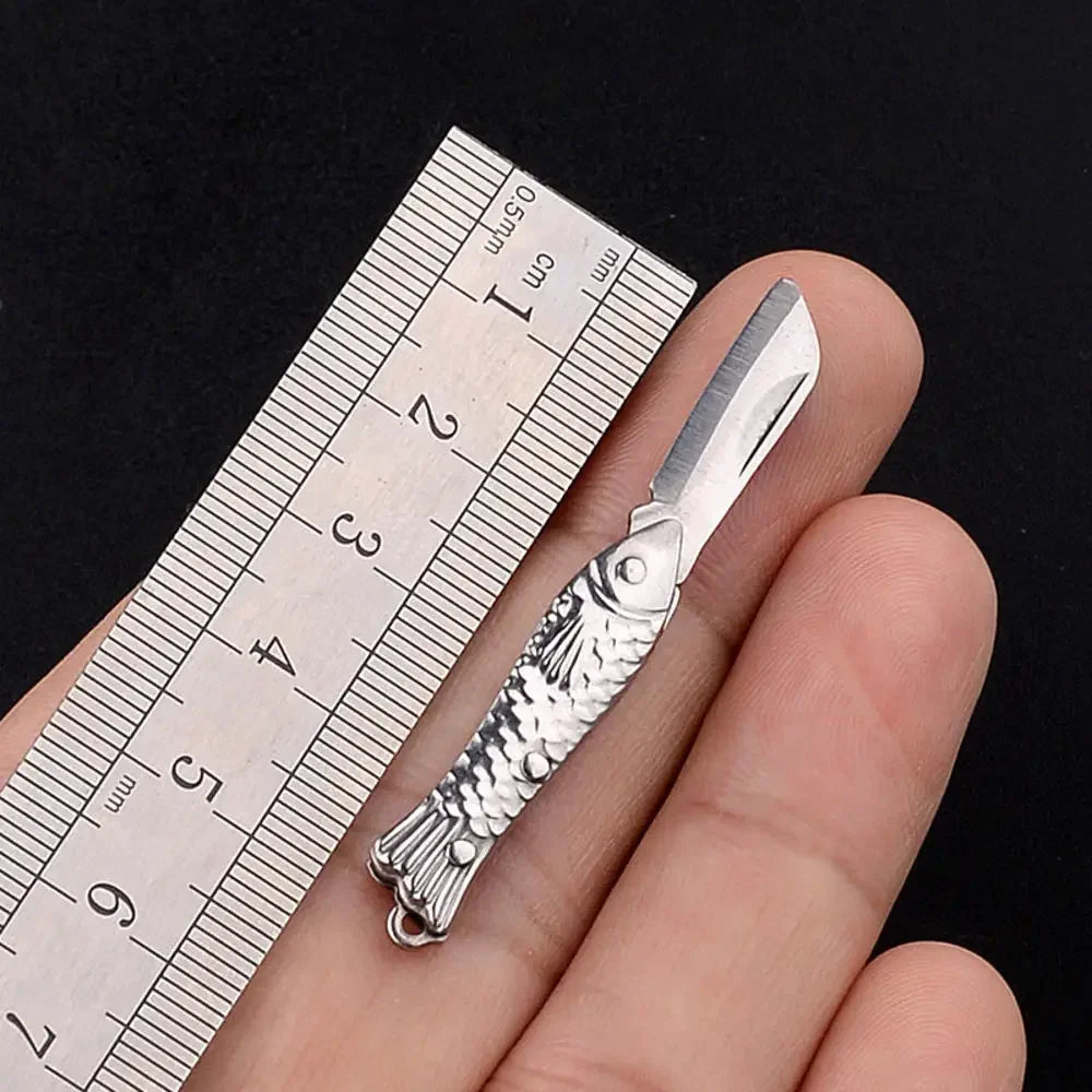 Brass Mini Knife Sharp Pocket Knife Exquisite Folding Knife Portable Keychain Pendant Gifts Accessories