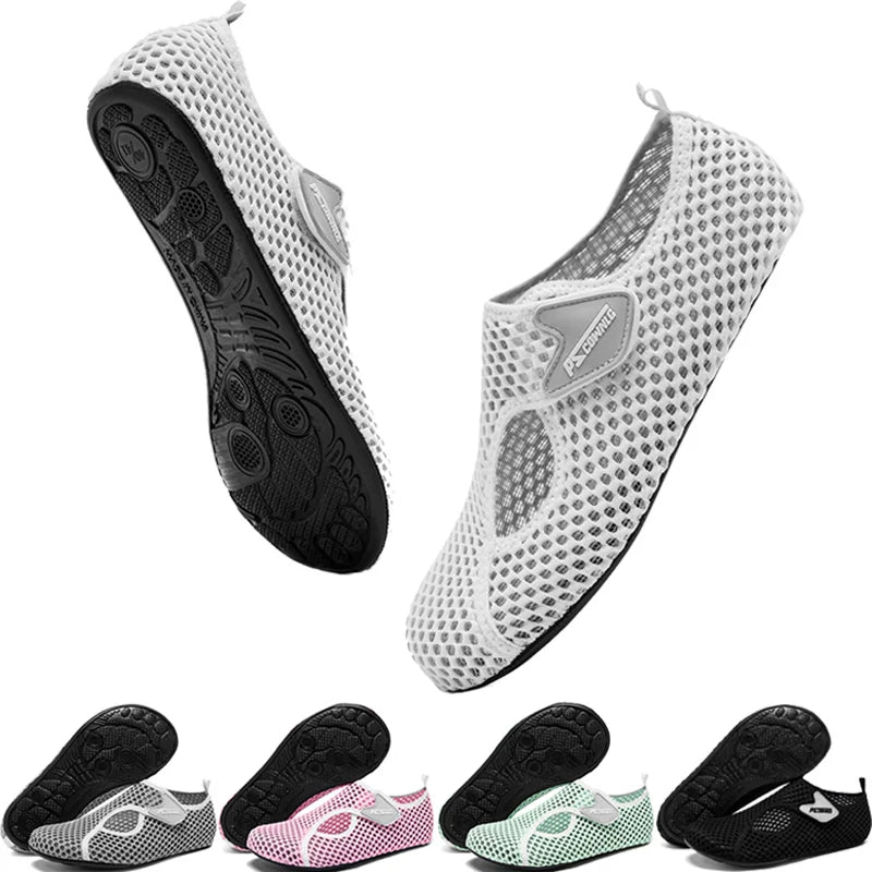 Unisex outdoor water shoes Comfortable quick drying beach socks Barefoot shoes Men women Swimming sneakers Yoga casual shoes