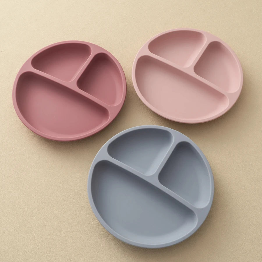 Plato de Silicona con Ventosa para Bebé | Sin BPA | Entrenamiento de Comida 🍼 - Firu Total Sales